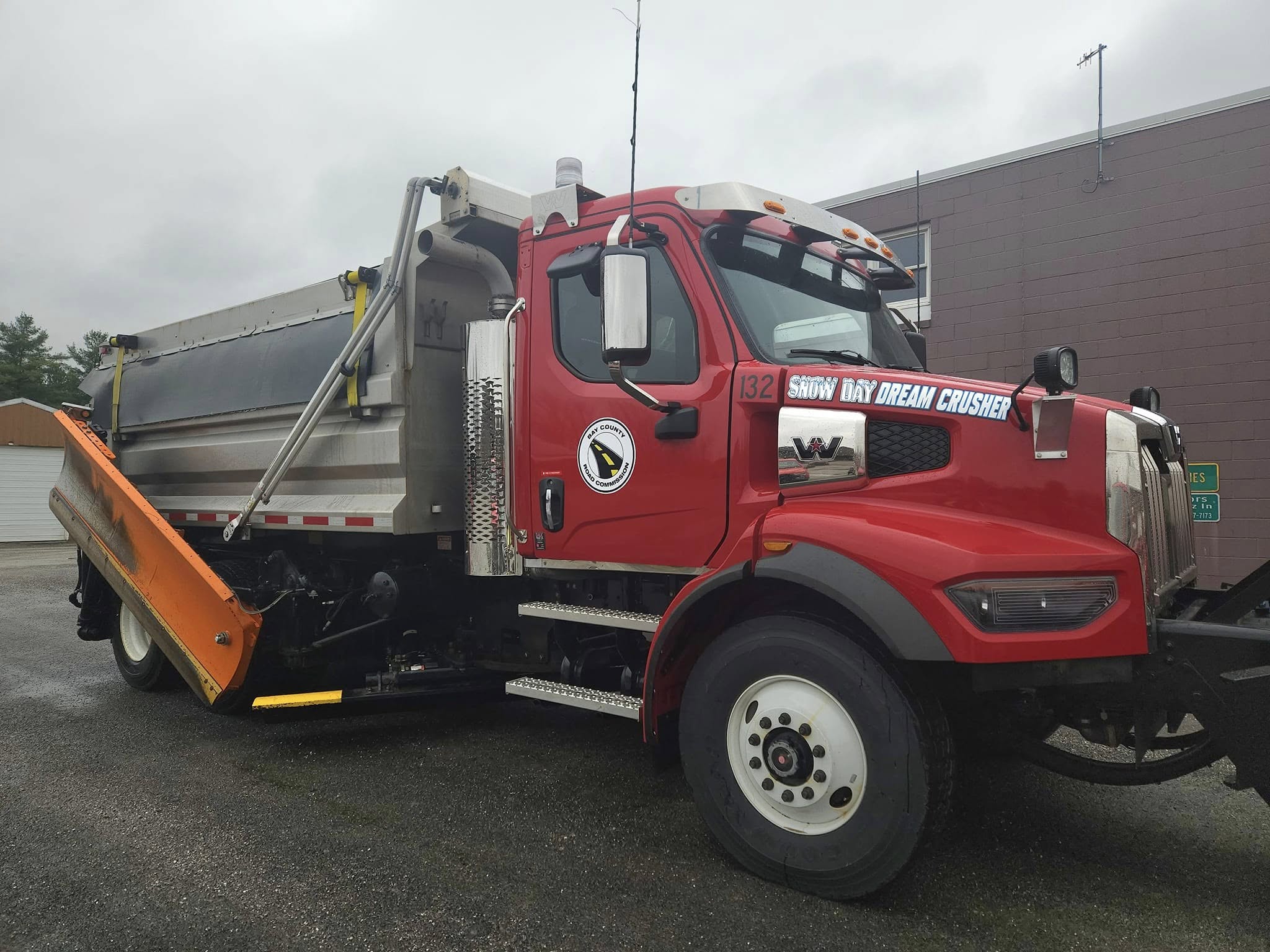 Snow plow  